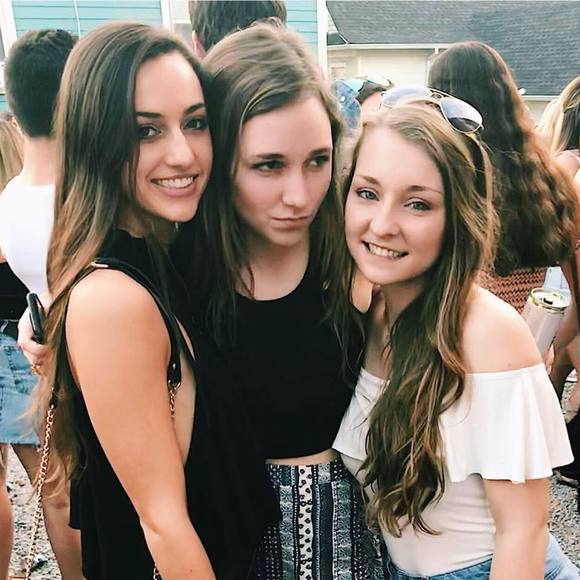 Meet your Posher, Maddie - Picture 1 of 1